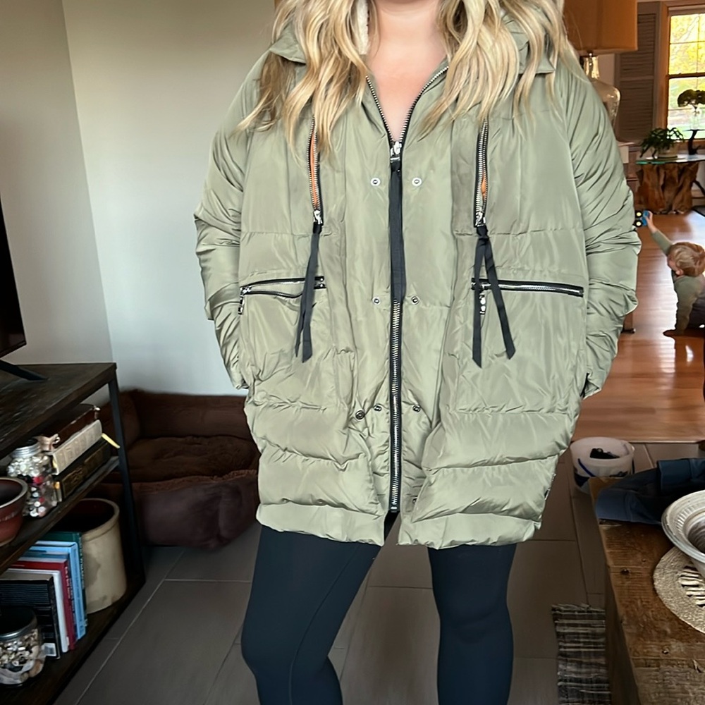 Orolay Women’s Down Jacket
